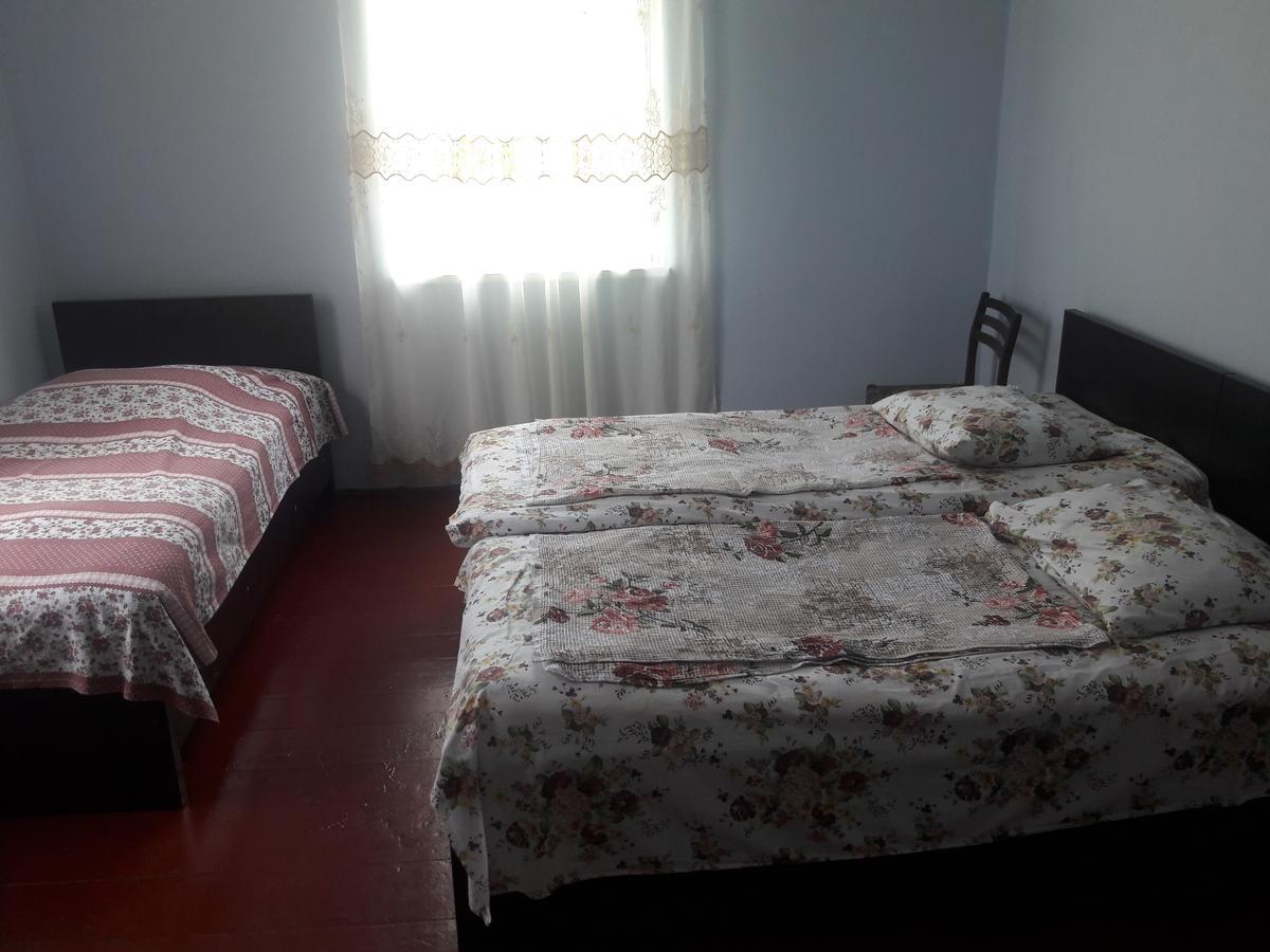 Joni Guest House Батуми Екстериор снимка